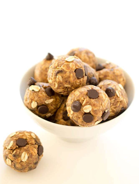 5 Ingredient Peanut Butter Energy Bites