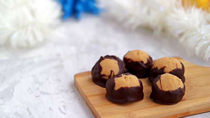 Chocolate-Dipped Peanut Butter Balls